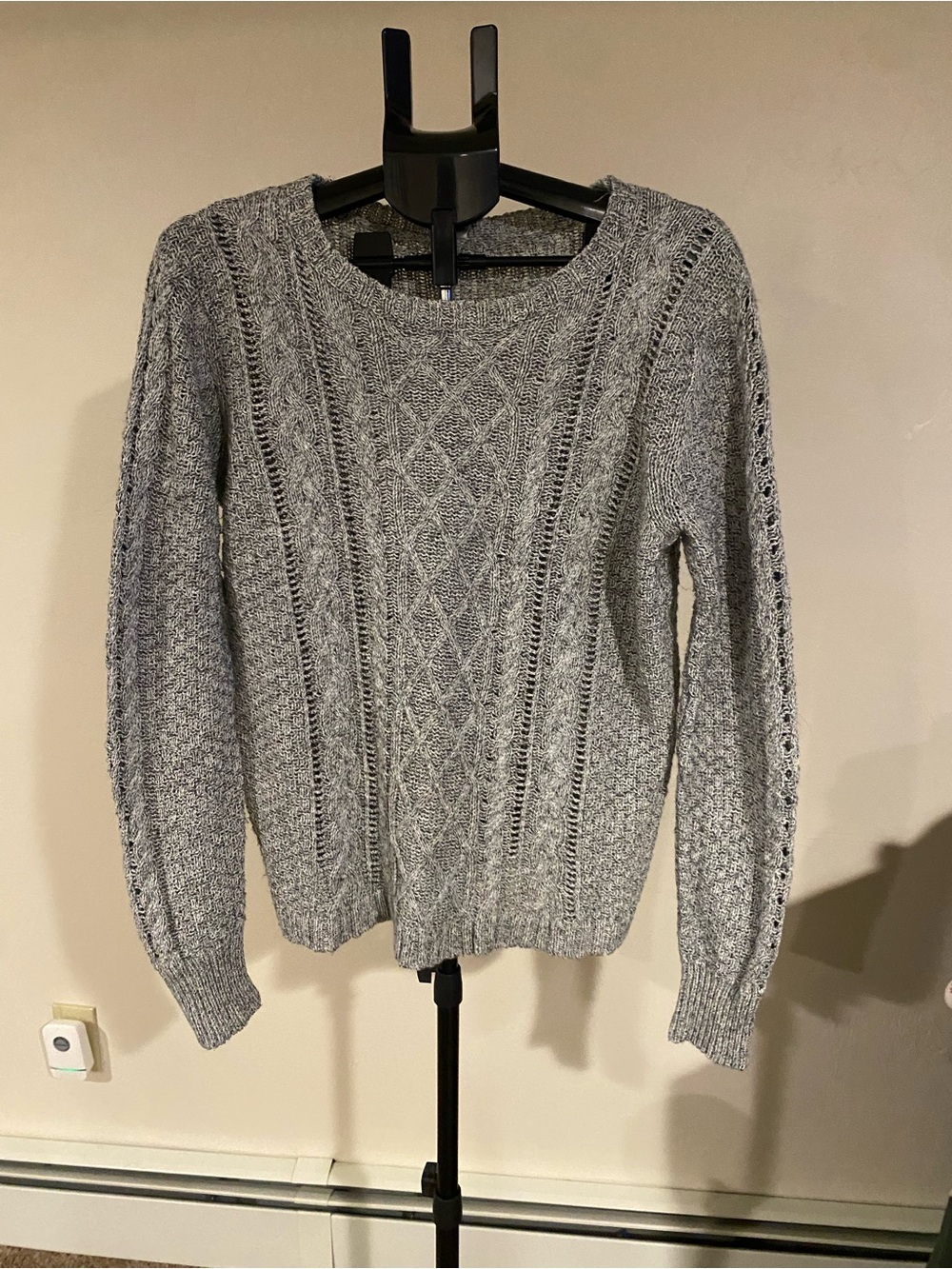 Aeropostale Men's Heather Gray Cable Crewneck Sweater